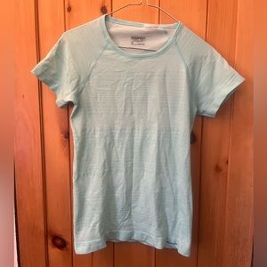 Patagonia Women's cap sleeve T-Shirt l light blue l Size XS